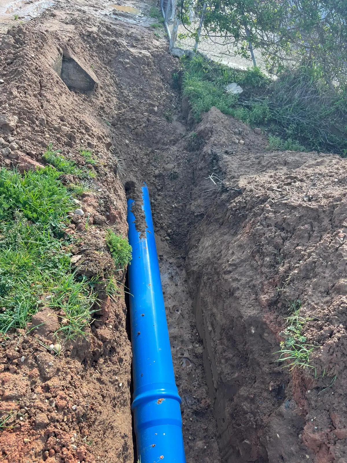 Ejecución de las obras de modernización en uno de los sectores de la CCRR Villalbilla, Júcar y Mariana